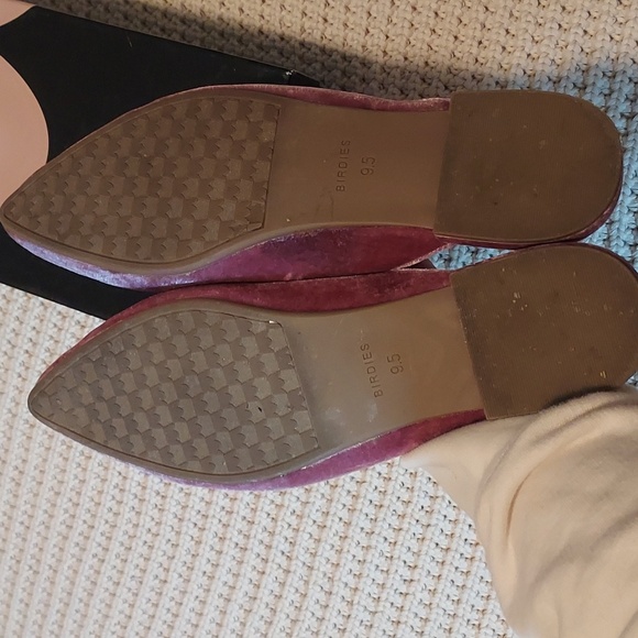 Birdies The Swan Jeweled Raspberry Velvet Mule - Picture 13 of 15